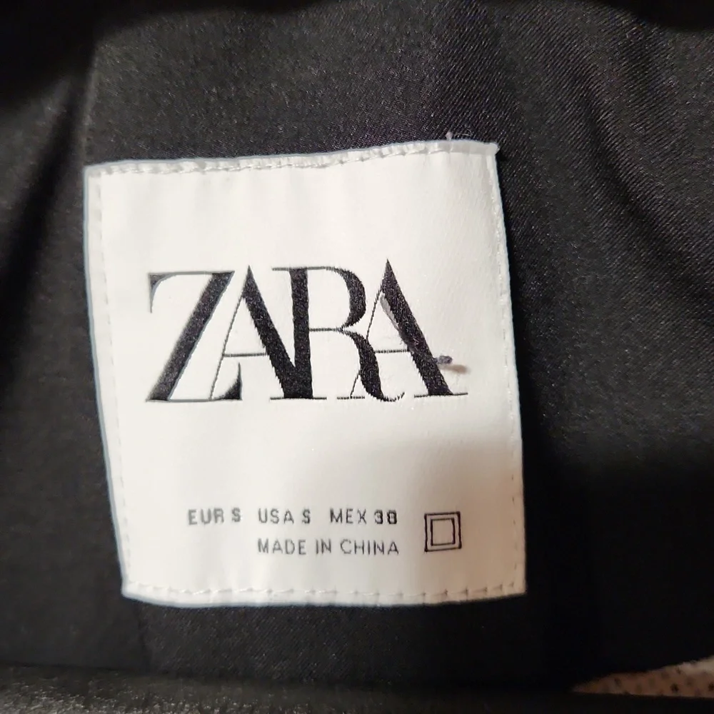 Zara Black Bomber Jacket - Picture 2 of 7
